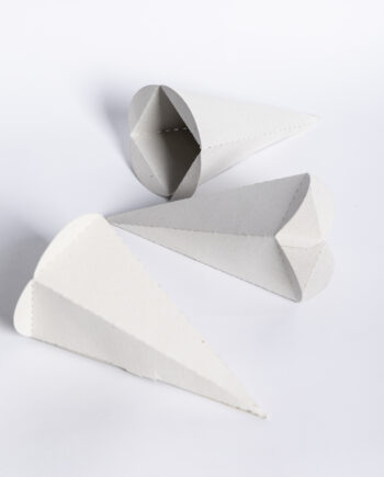 Cono para papas fritas reforzadas gris